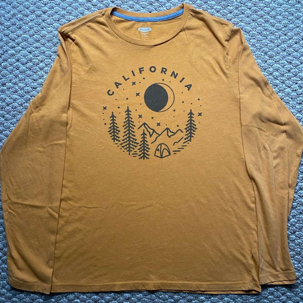 Old Navy Yellow Long Sleeve Soft Washed California Tee Shirt Size Medium